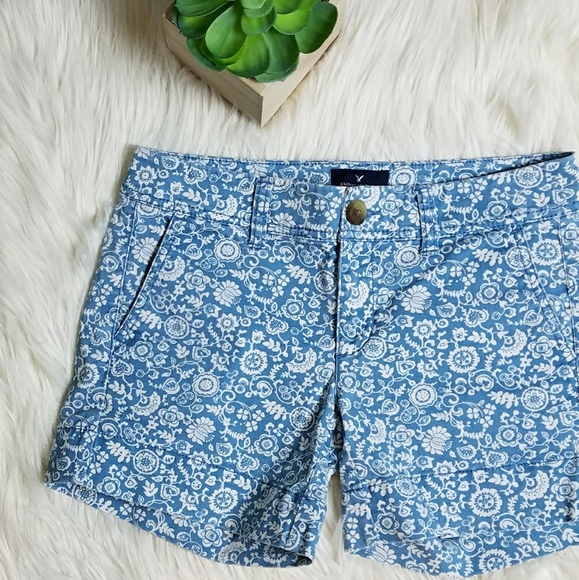 American Eagle Outfitters Pants - American Eagle Blue & White Floral Midi Shorts 0